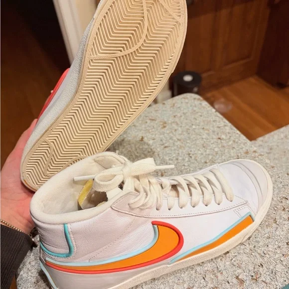 Nike Blazer Mid ’77 Infinite “White Kumquat”